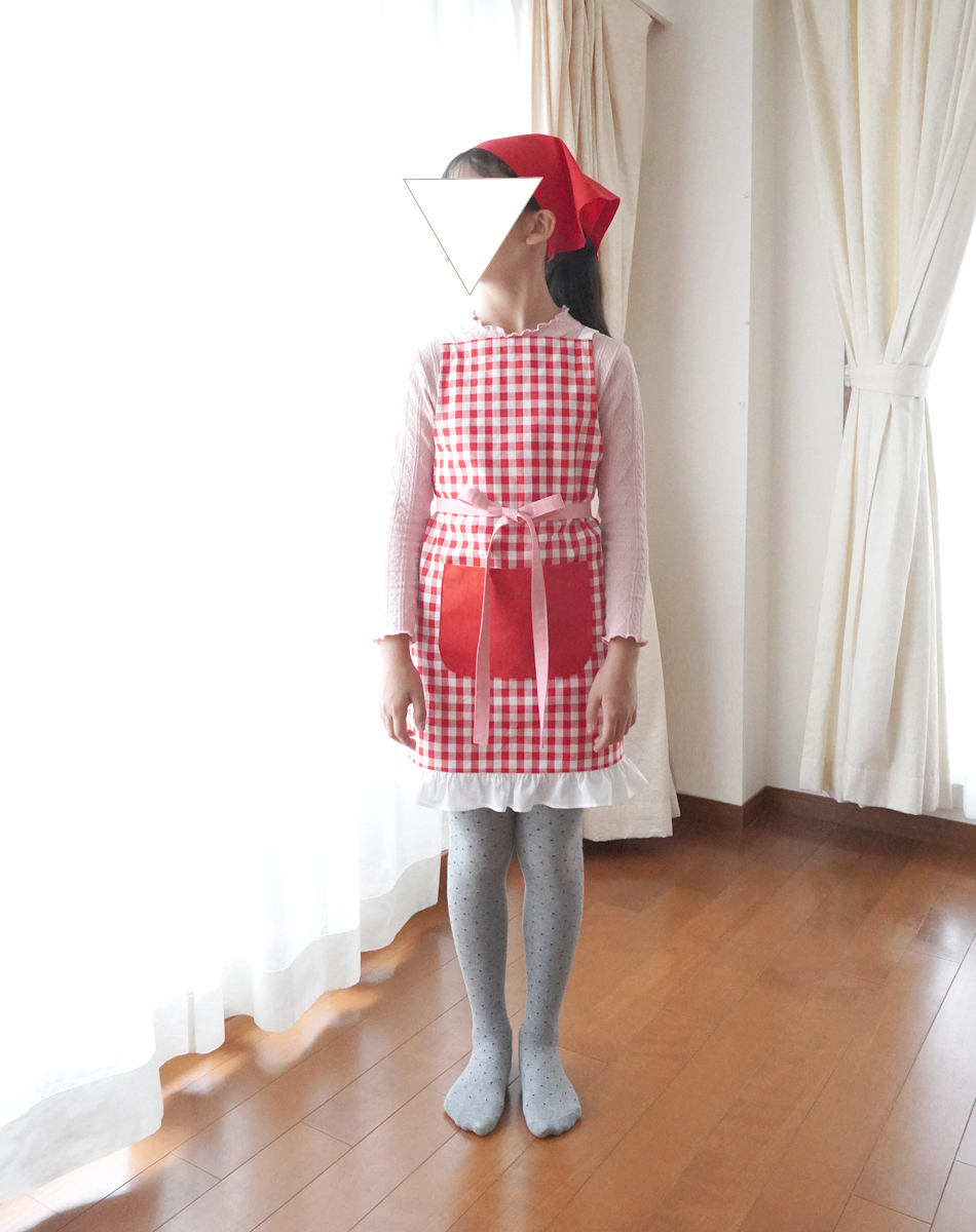 エプロン子供用赤白チェック2.jpg