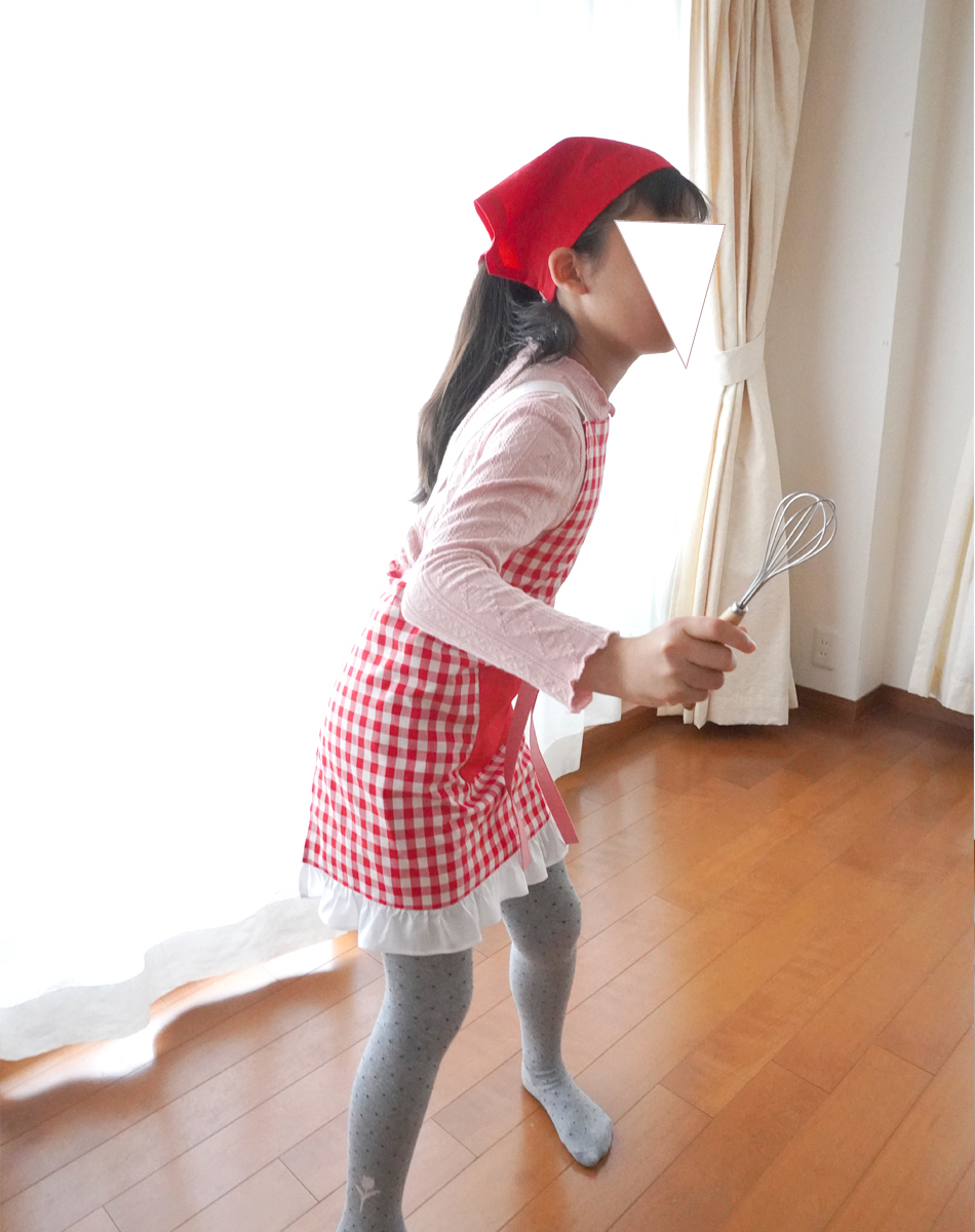 エプロン子供用赤白チェック8.jpg